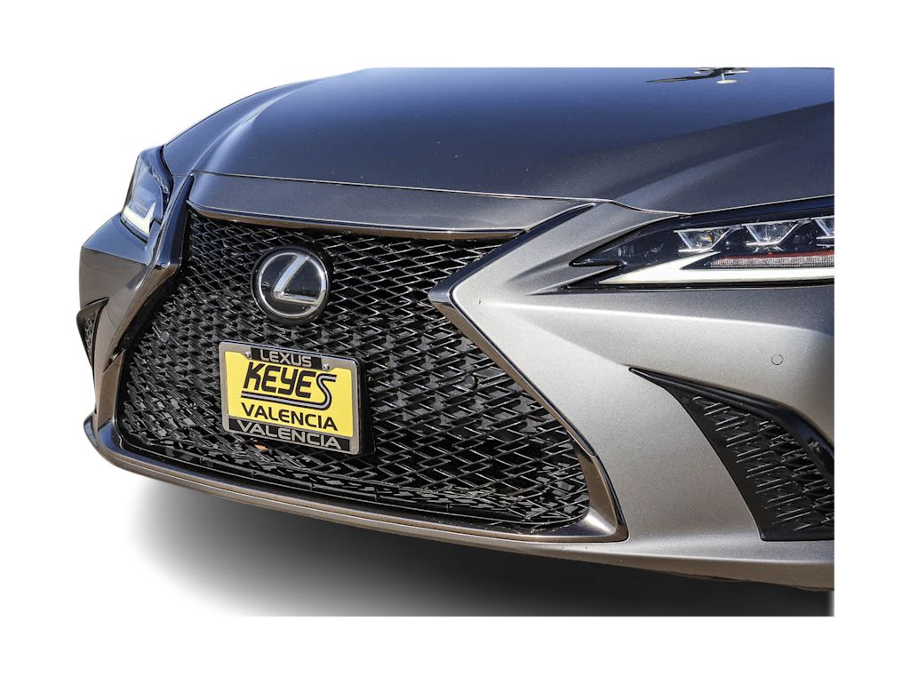 Thumbnail: 2021 Lexus ES - 18