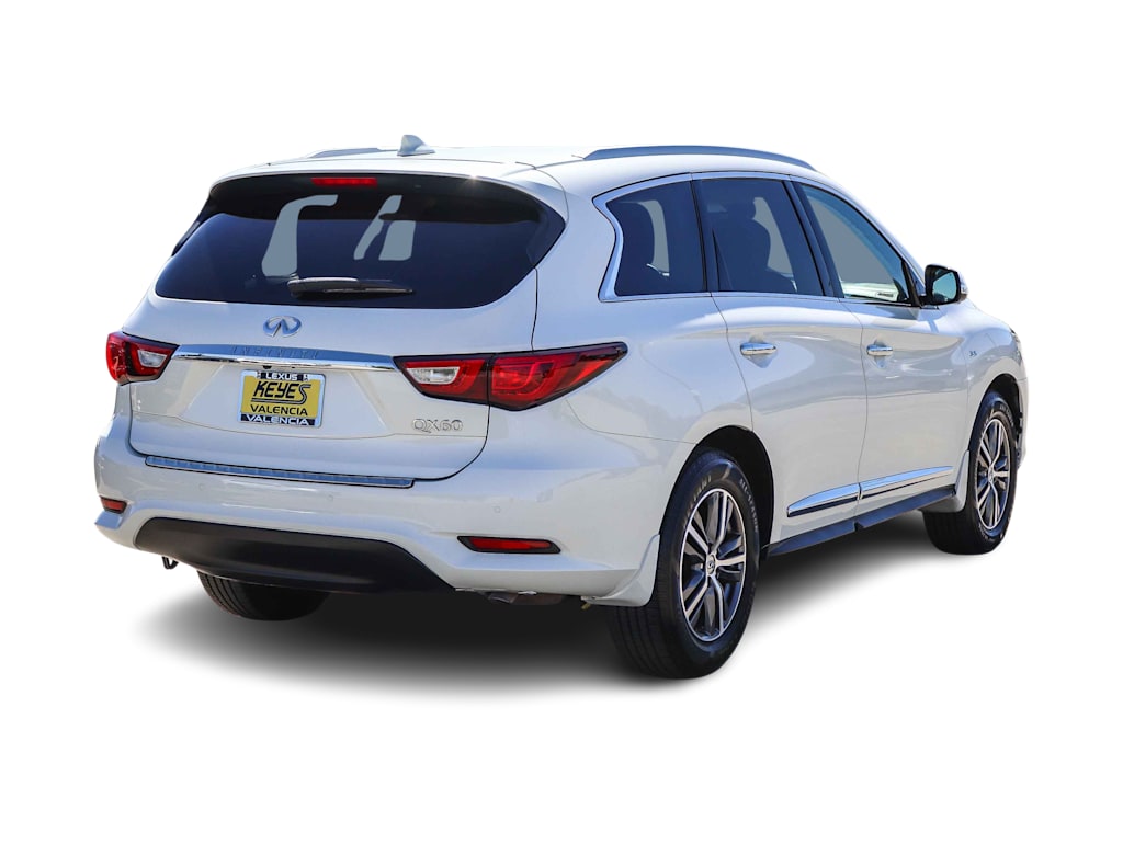 Thumbnail: 2016 INFINITI QX60 - 18