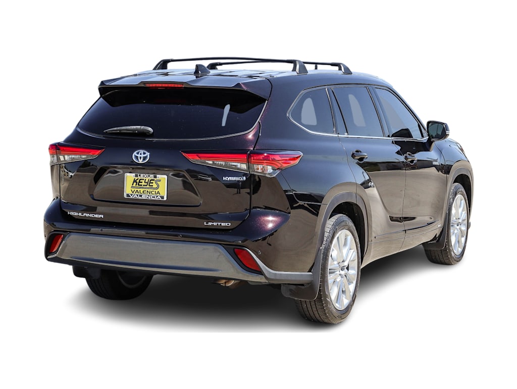Thumbnail: 2021 Toyota Highlander - 18