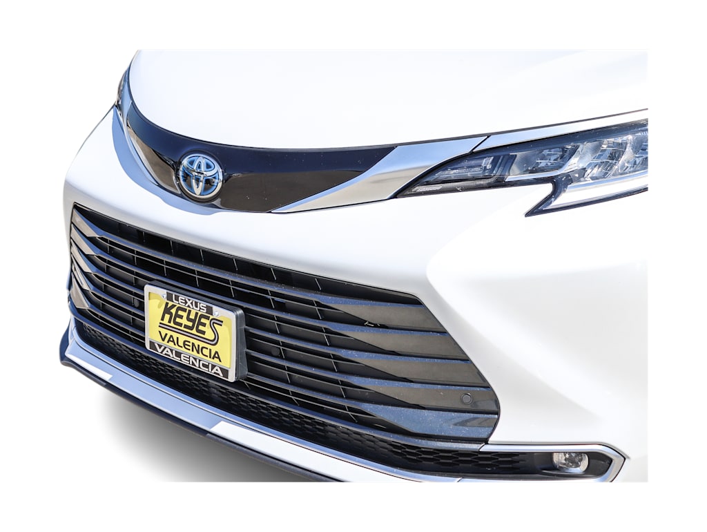 Thumbnail: 2023 Toyota Sienna - 20