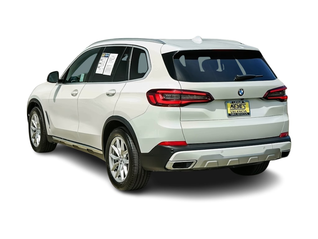 Thumbnail: 2021 BMW X5 - 3