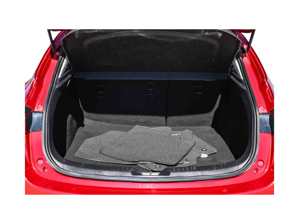 Thumbnail: 2016 Mazda Mazda3 - 17