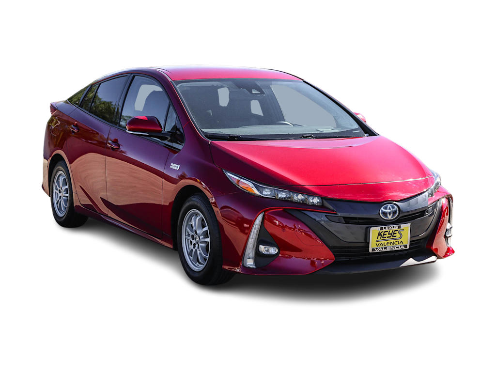 Thumbnail: 2017 Toyota Prius Prime - 18