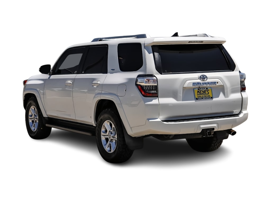 Thumbnail: 2018 Toyota 4Runner - 3