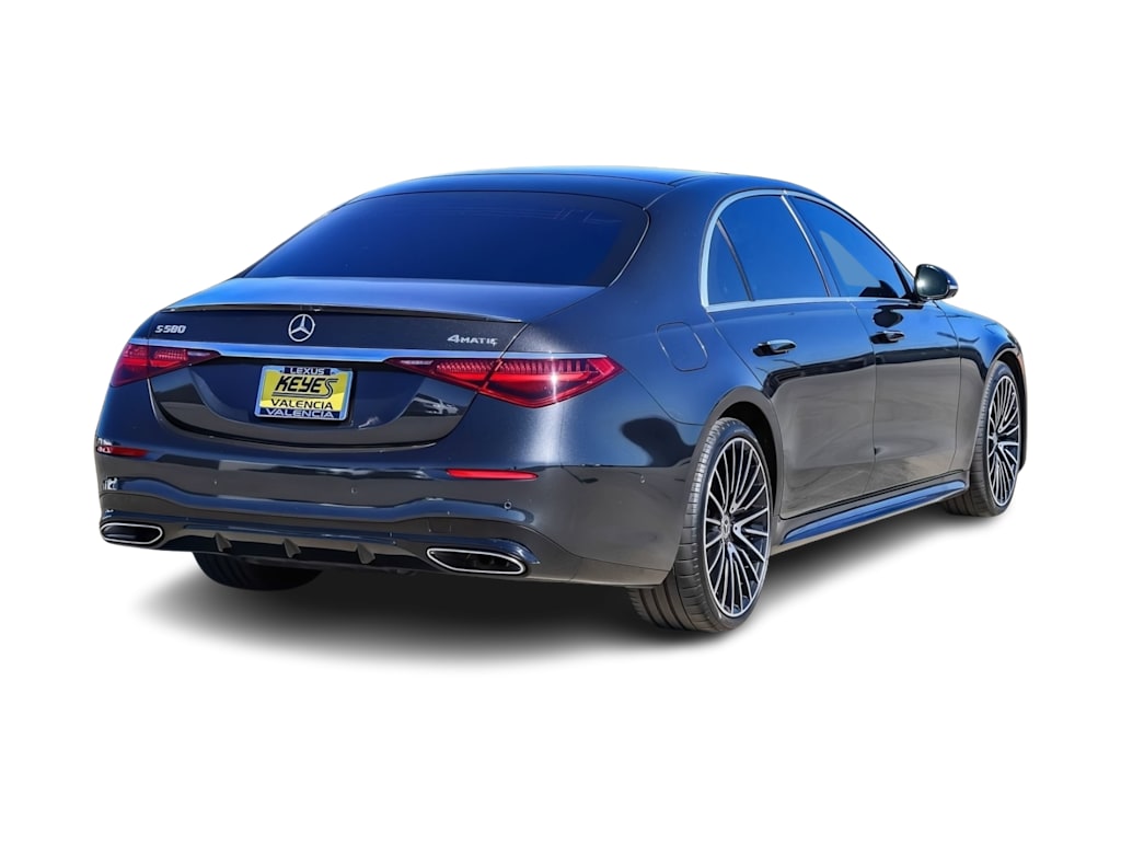 Thumbnail: 2022 Mercedes-Benz S-Class - 17