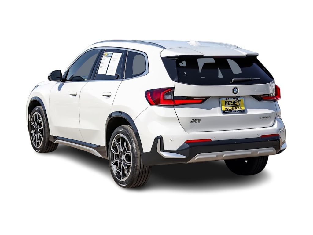 Thumbnail: 2023 BMW X1 - 3