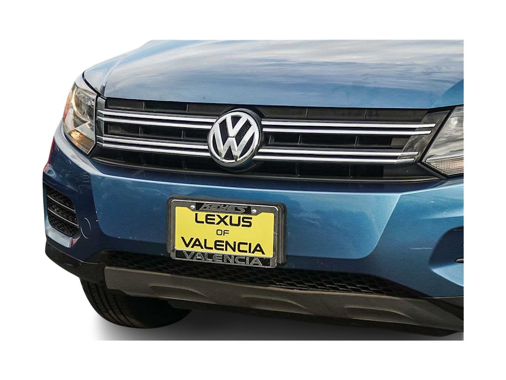 Thumbnail: 2017 Volkswagen Tiguan - 20