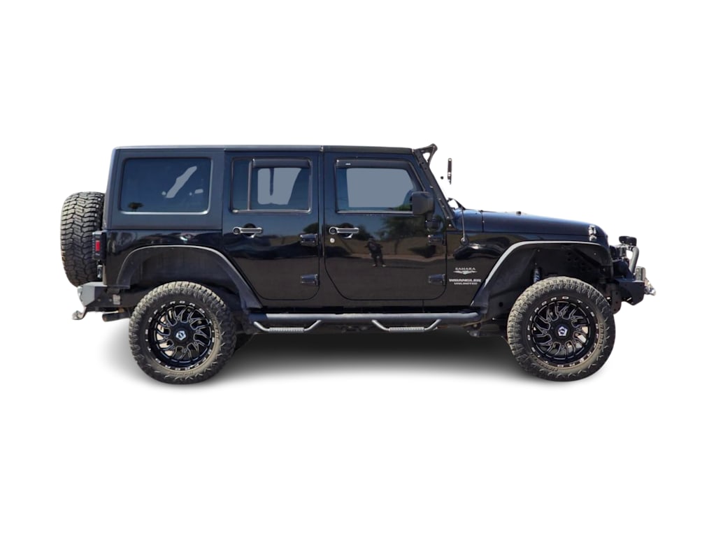 Thumbnail: 2015 Jeep Wrangler - 17