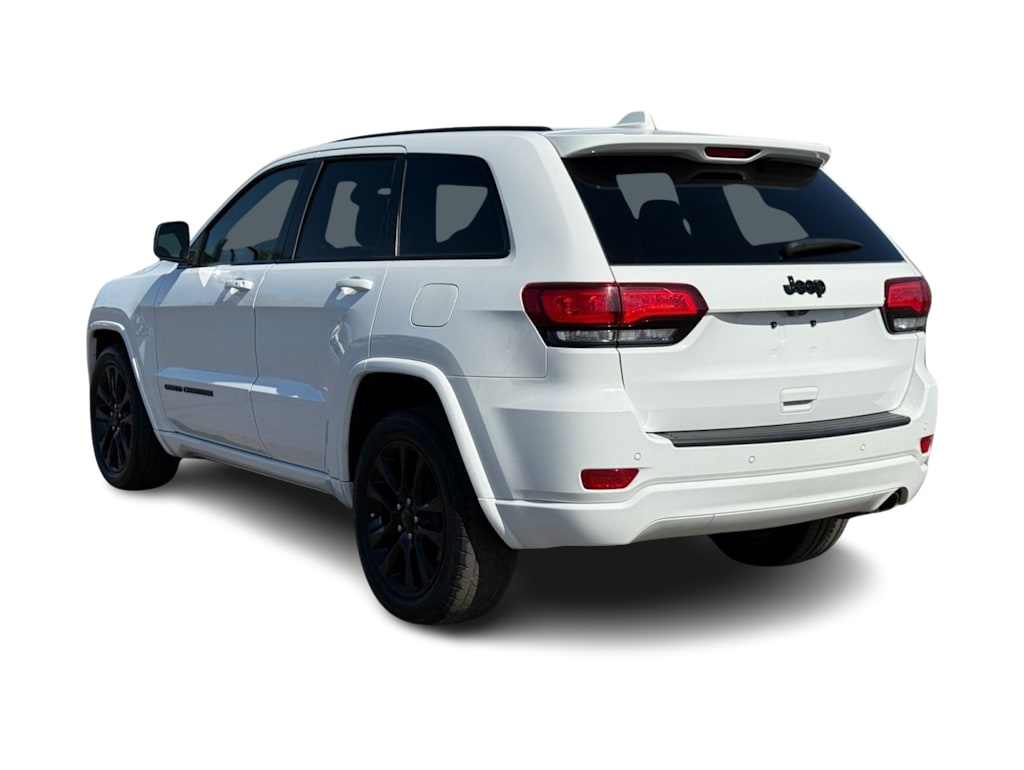 Thumbnail: 2018 Jeep Grand Cherokee - 3