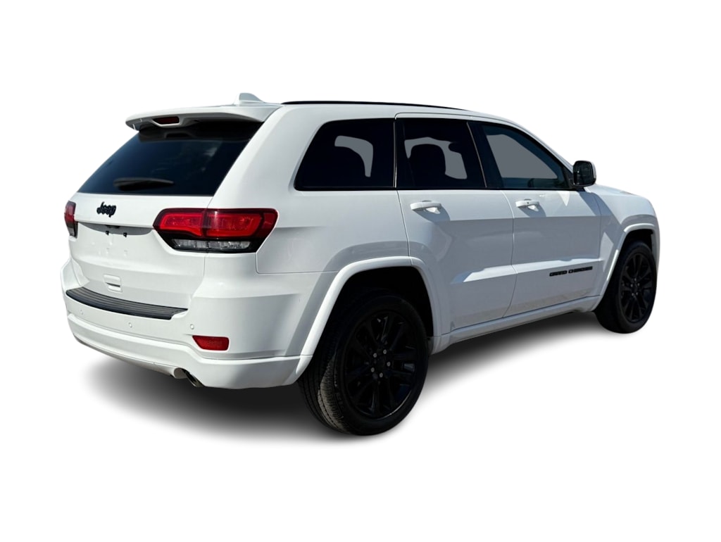 Thumbnail: 2018 Jeep Grand Cherokee - 14