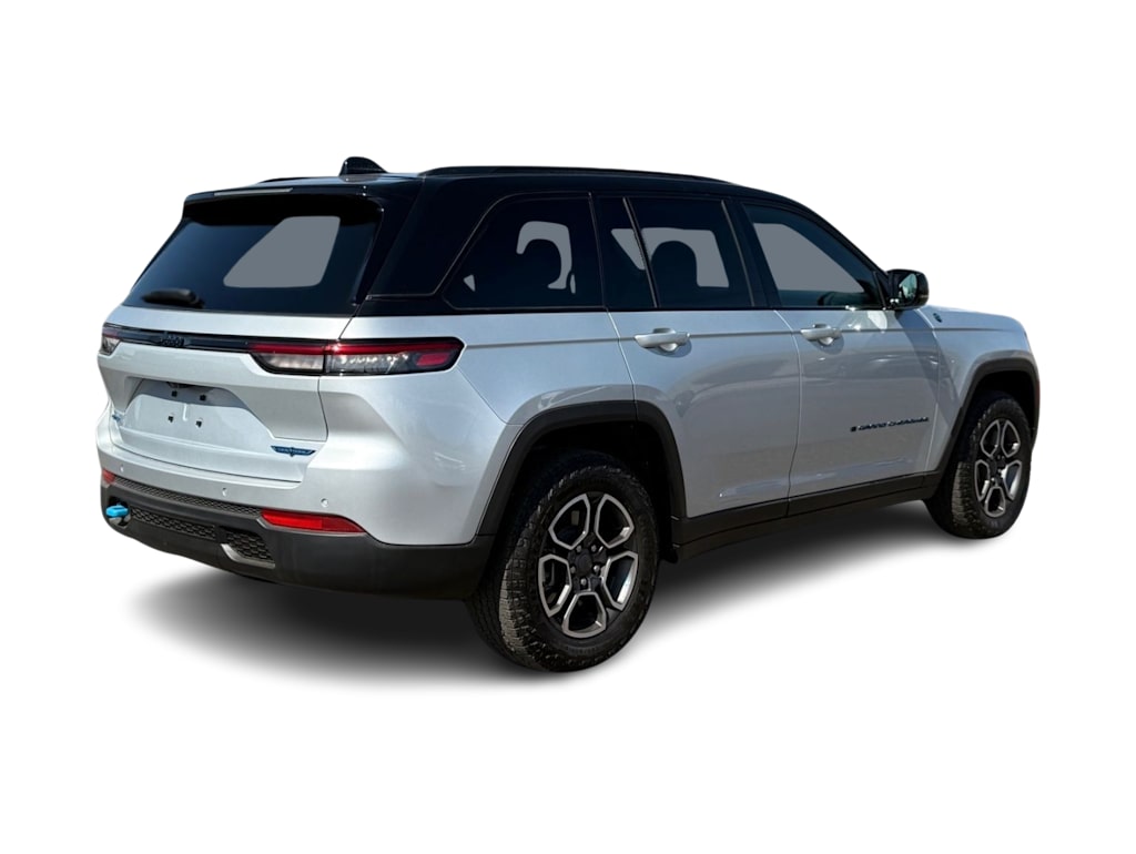Thumbnail: 2022 Jeep Grand Cherokee - 14