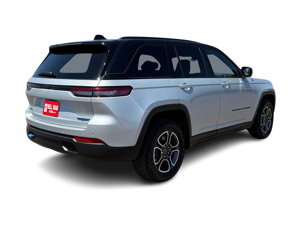 Thumbnail: 2022 Jeep Grand Cherokee - 17