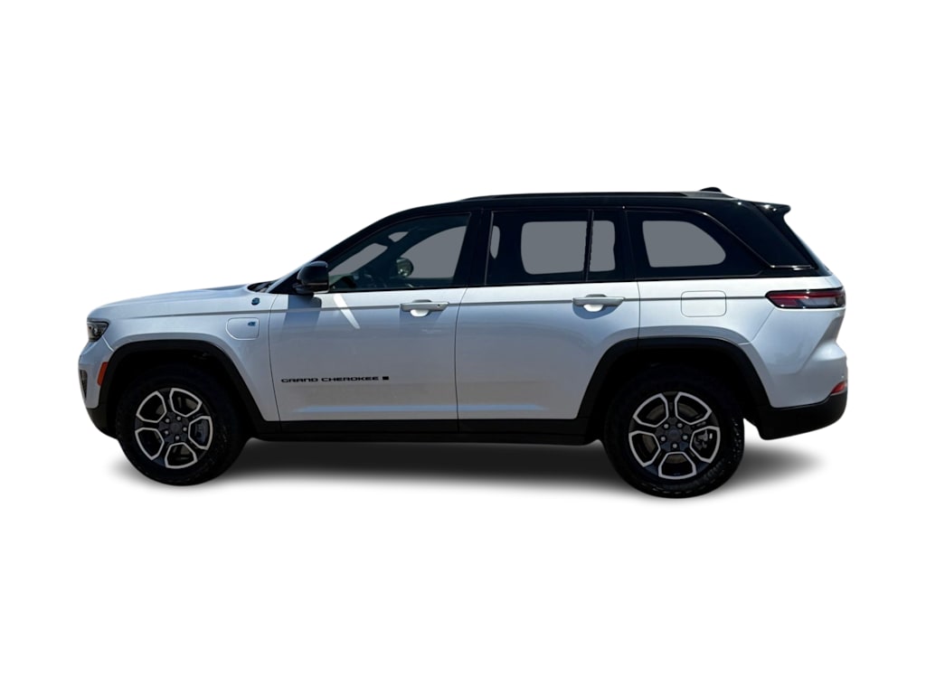 Thumbnail: 2022 Jeep Grand Cherokee - 3
