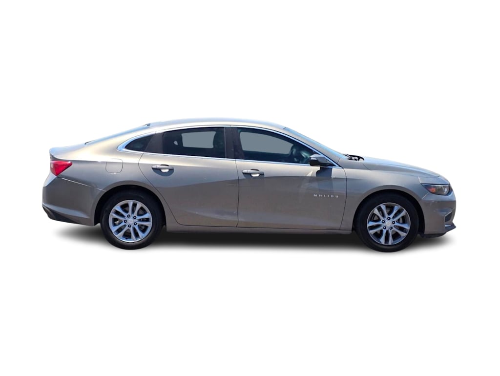 Thumbnail: 2018 Chevrolet Malibu - 17
