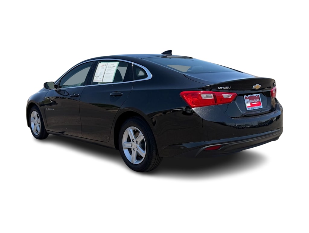 Thumbnail: 2023 Chevrolet Malibu - 4
