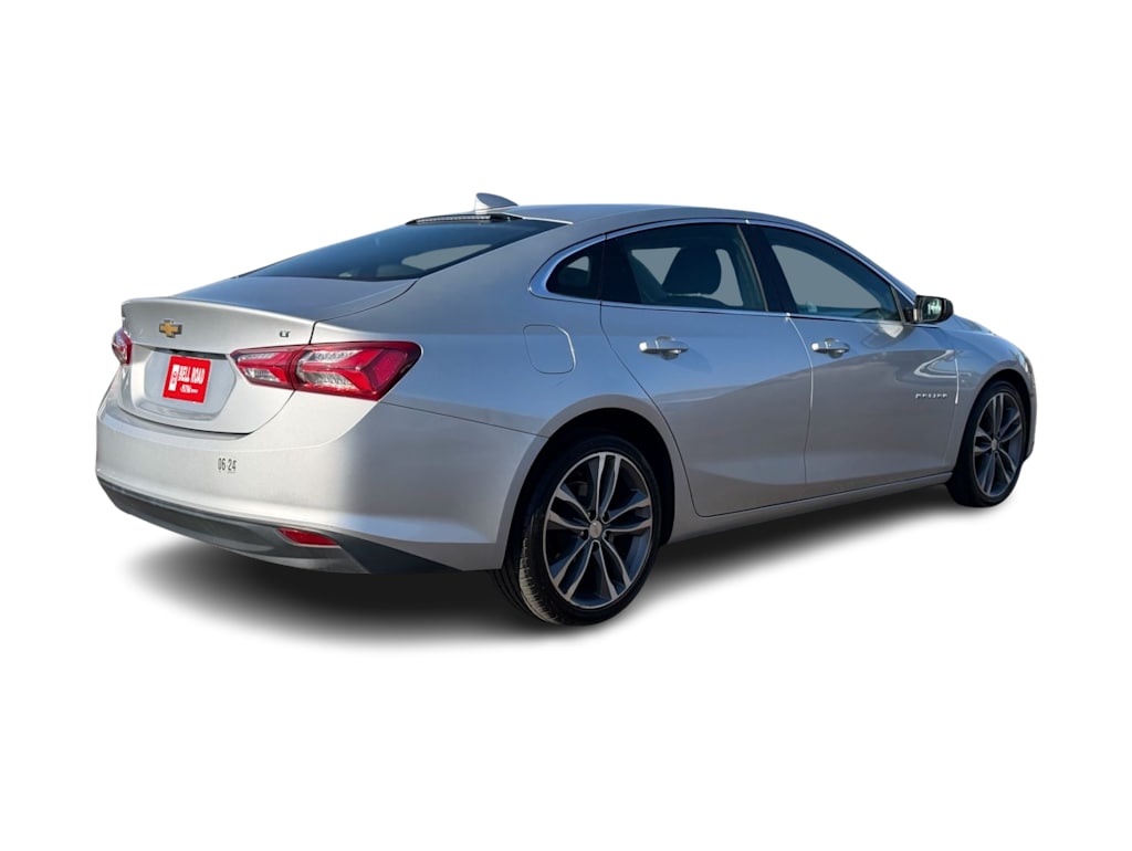 Thumbnail: 2022 Chevrolet Malibu - 10