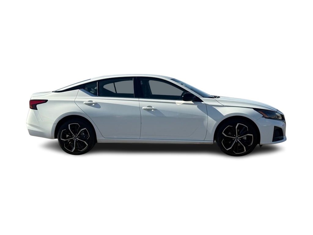 Thumbnail: 2025 Nissan Altima - 18