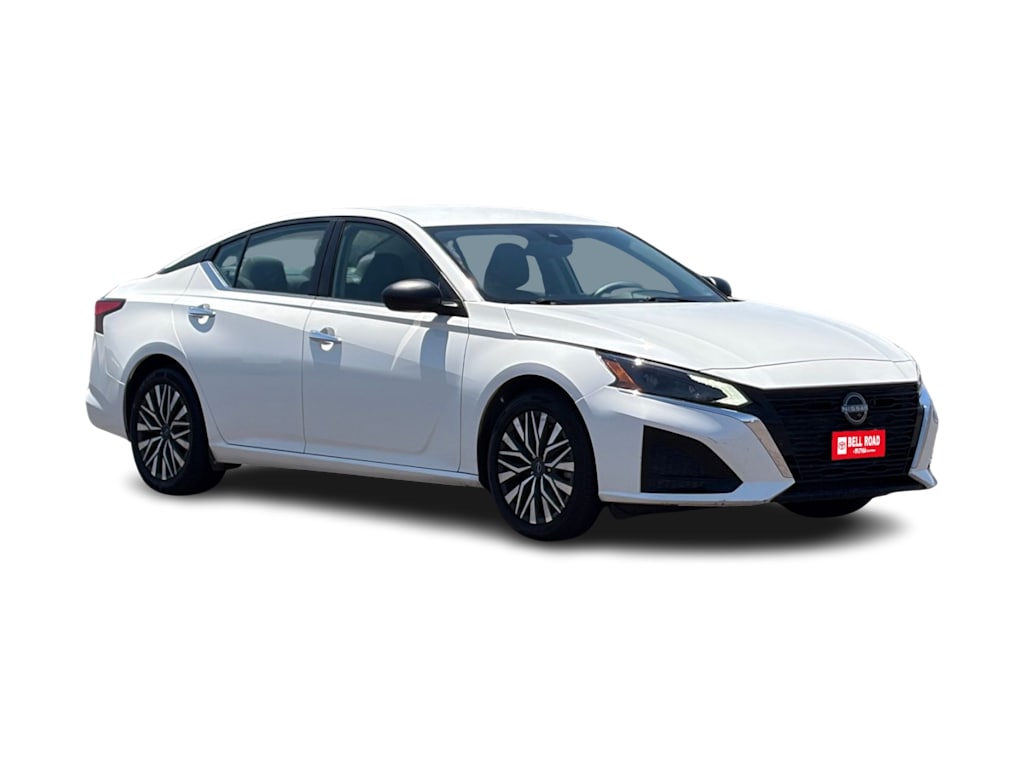Thumbnail: 2024 Nissan Altima - 12