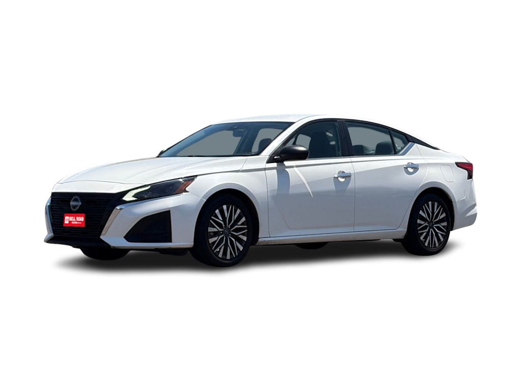 Thumbnail: 2024 Nissan Altima - 3