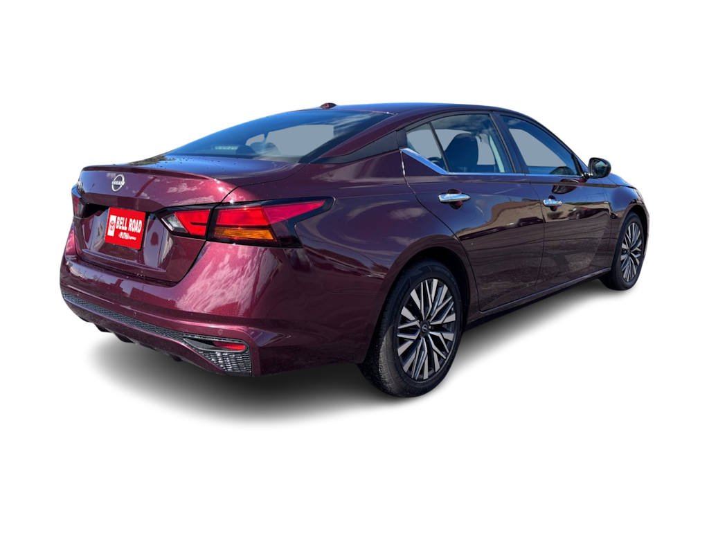 Thumbnail: 2025 Nissan Altima - 17