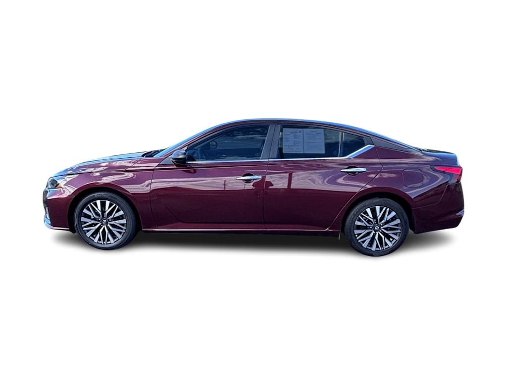 Thumbnail: 2025 Nissan Altima - 3