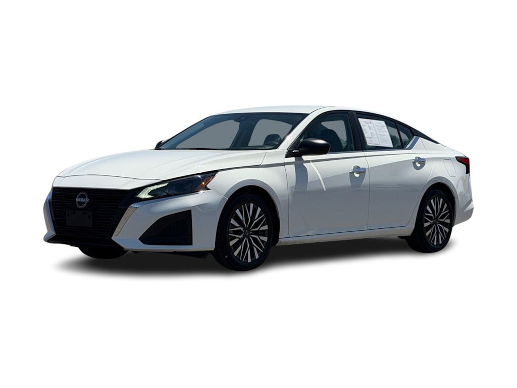 Thumbnail: 2025 Nissan Altima - 16