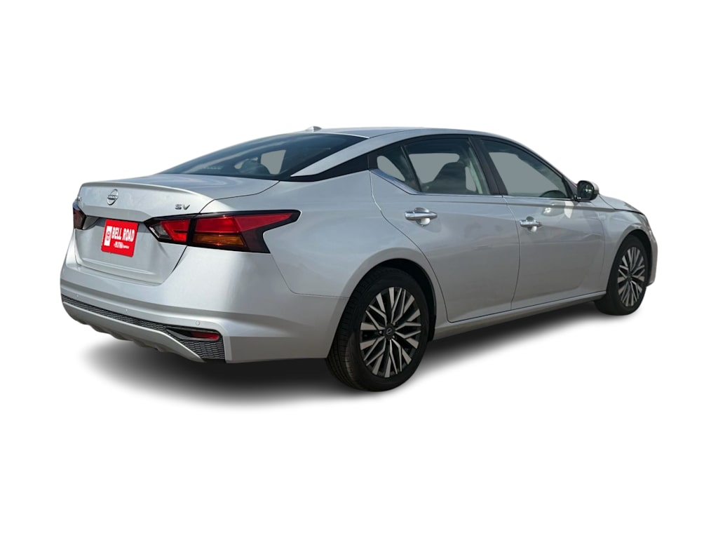 Thumbnail: 2024 Nissan Altima - 16
