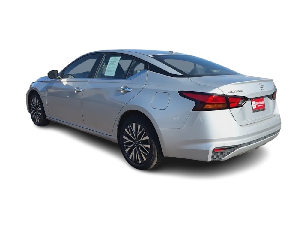 Thumbnail: 2023 Nissan Altima - 3