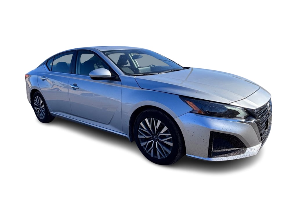 Thumbnail: 2024 Nissan Altima - 16