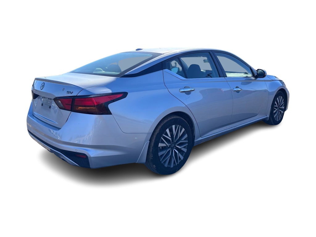 Thumbnail: 2024 Nissan Altima - 15