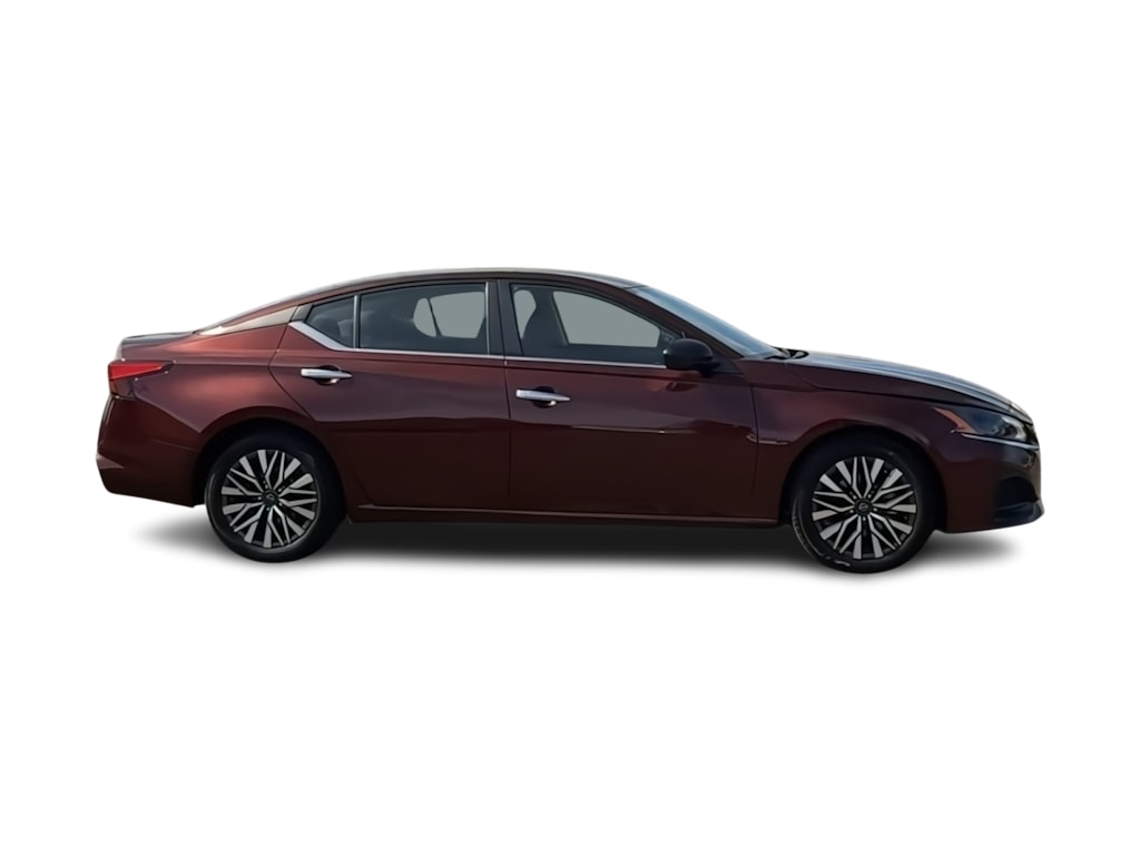 Thumbnail: 2024 Nissan Altima - 17
