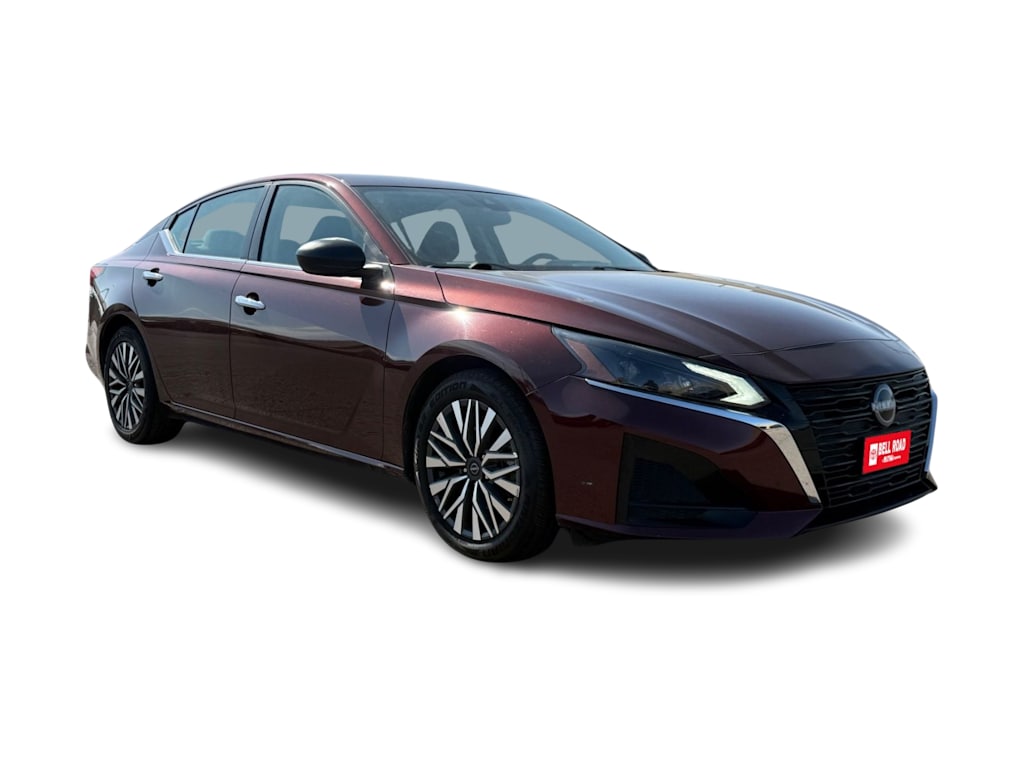 Thumbnail: 2025 Nissan Altima - 13