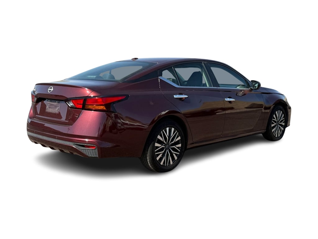 Thumbnail: 2025 Nissan Altima - 12