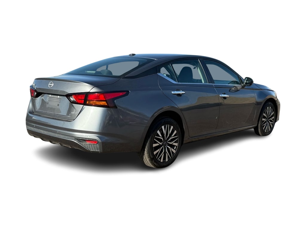 Thumbnail: 2025 Nissan Altima - 14