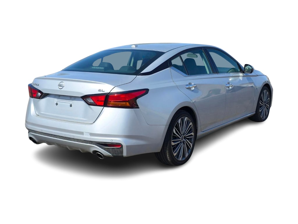 Thumbnail: 2023 Nissan Altima - 15