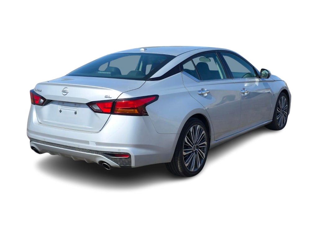 Thumbnail: 2023 Nissan Altima - 15