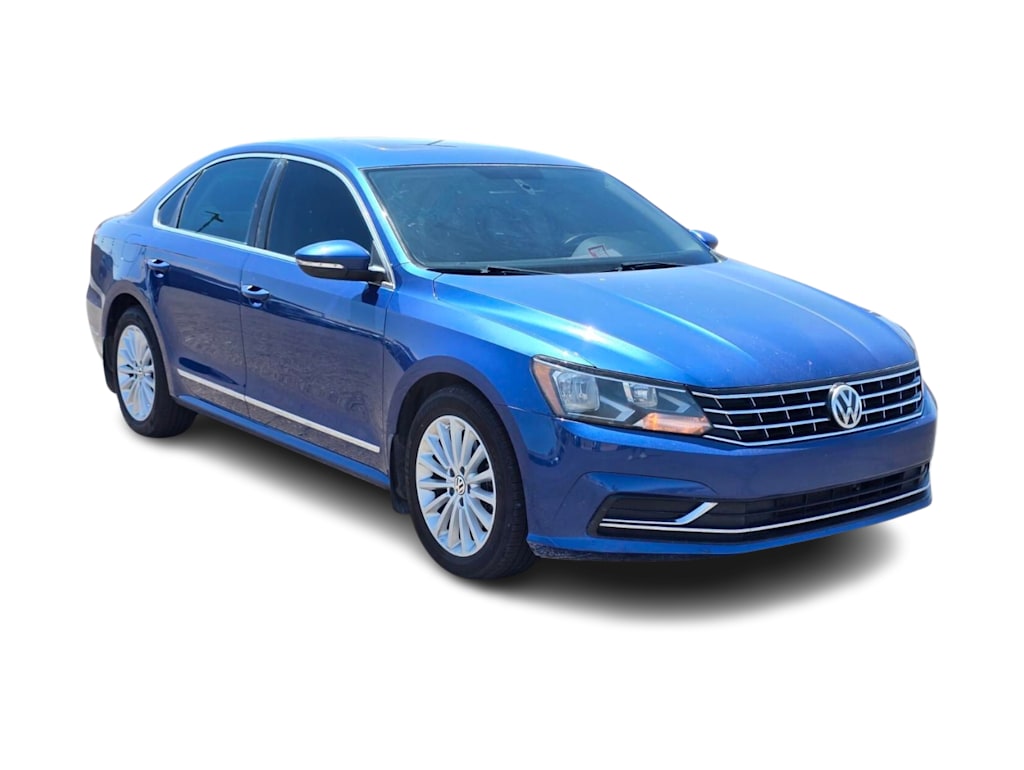 Thumbnail: 2017 Volkswagen Passat - 17