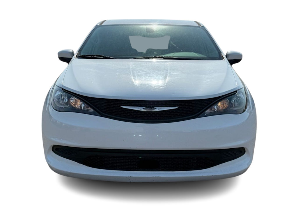 Thumbnail: 2022 Chrysler Voyager - 6