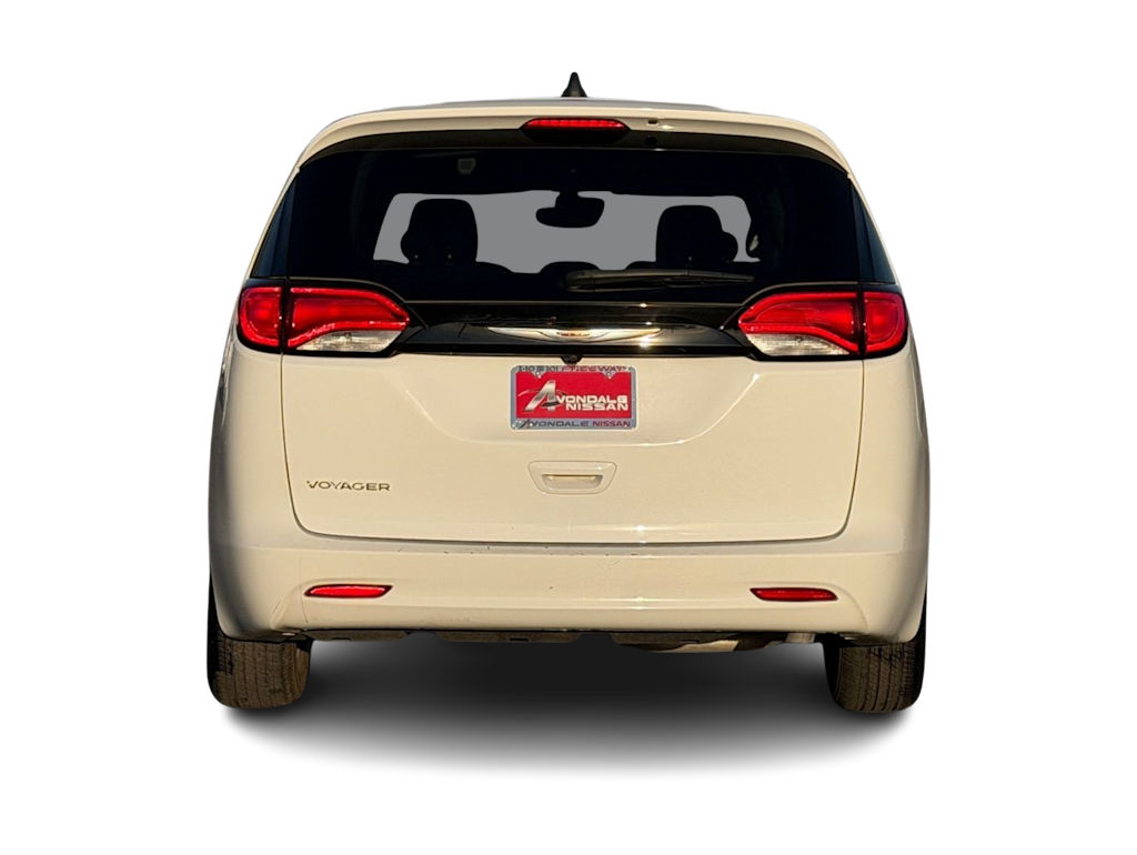 Thumbnail: 2024 Chrysler Voyager - 5