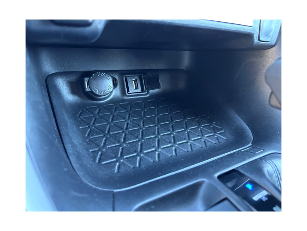 Thumbnail: 2022 Toyota RAV4 - 15