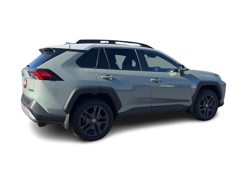 Thumbnail: 2022 Toyota RAV4 - 19