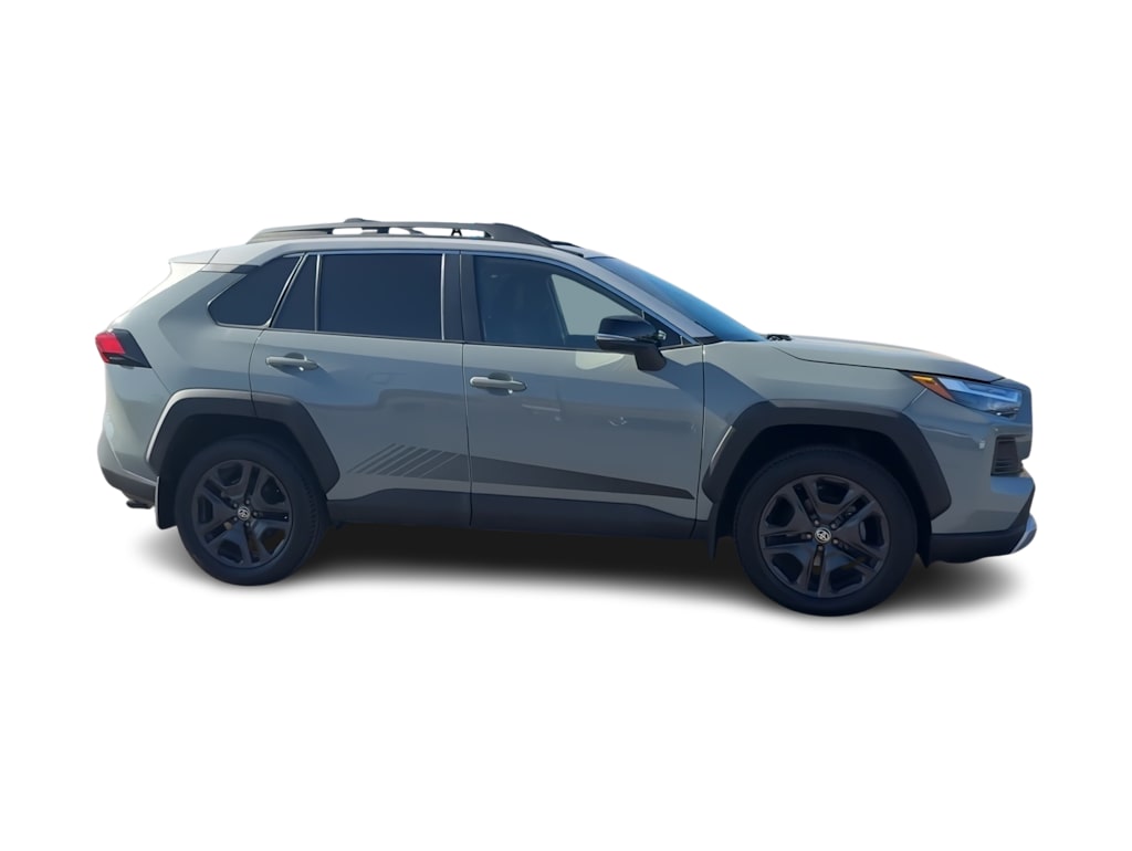Thumbnail: 2022 Toyota RAV4 - 20
