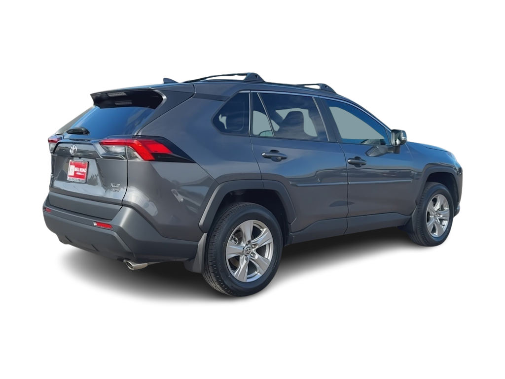 Thumbnail: 2022 Toyota RAV4 - 19