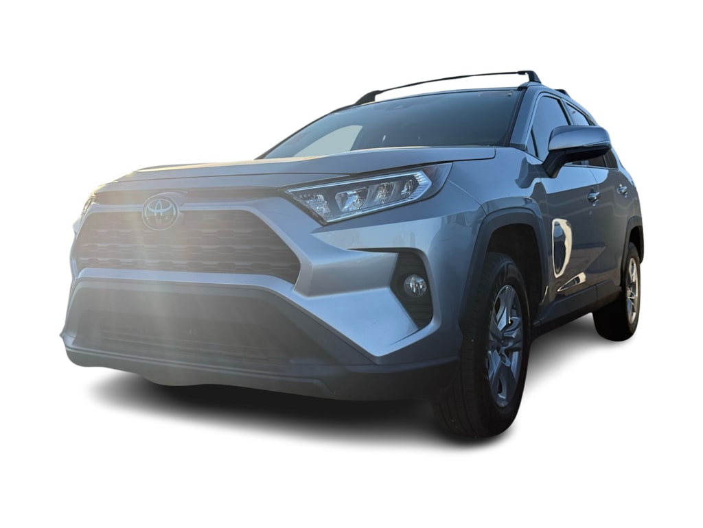 Used 2021 Toyota RAV4 XLE with VIN 2T3W1RFV3MC111983 for sale in Northfield, Minnesota