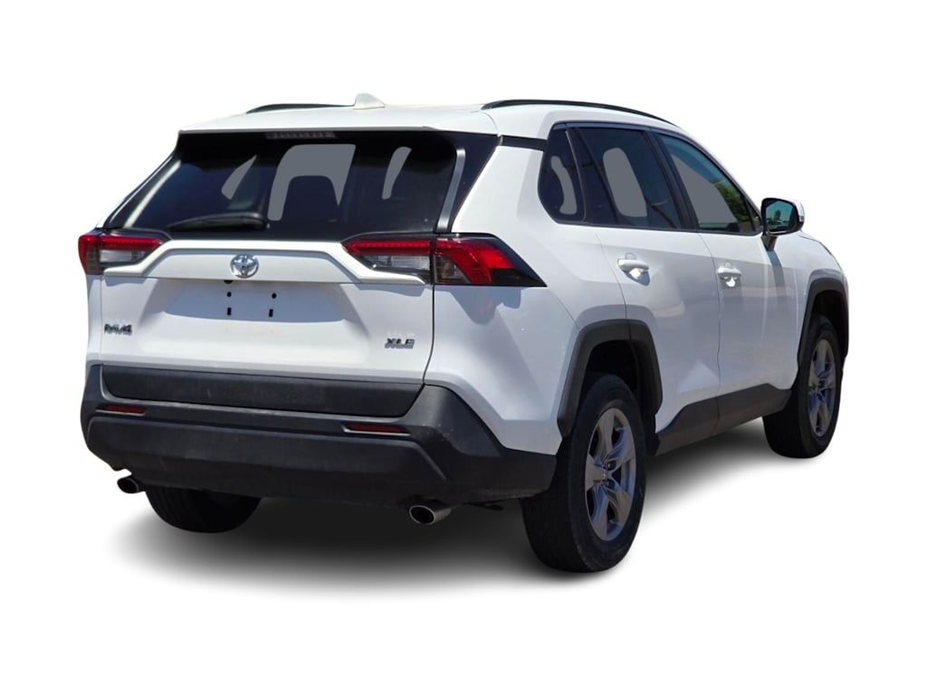 Thumbnail: 2024 Toyota RAV4 - 16