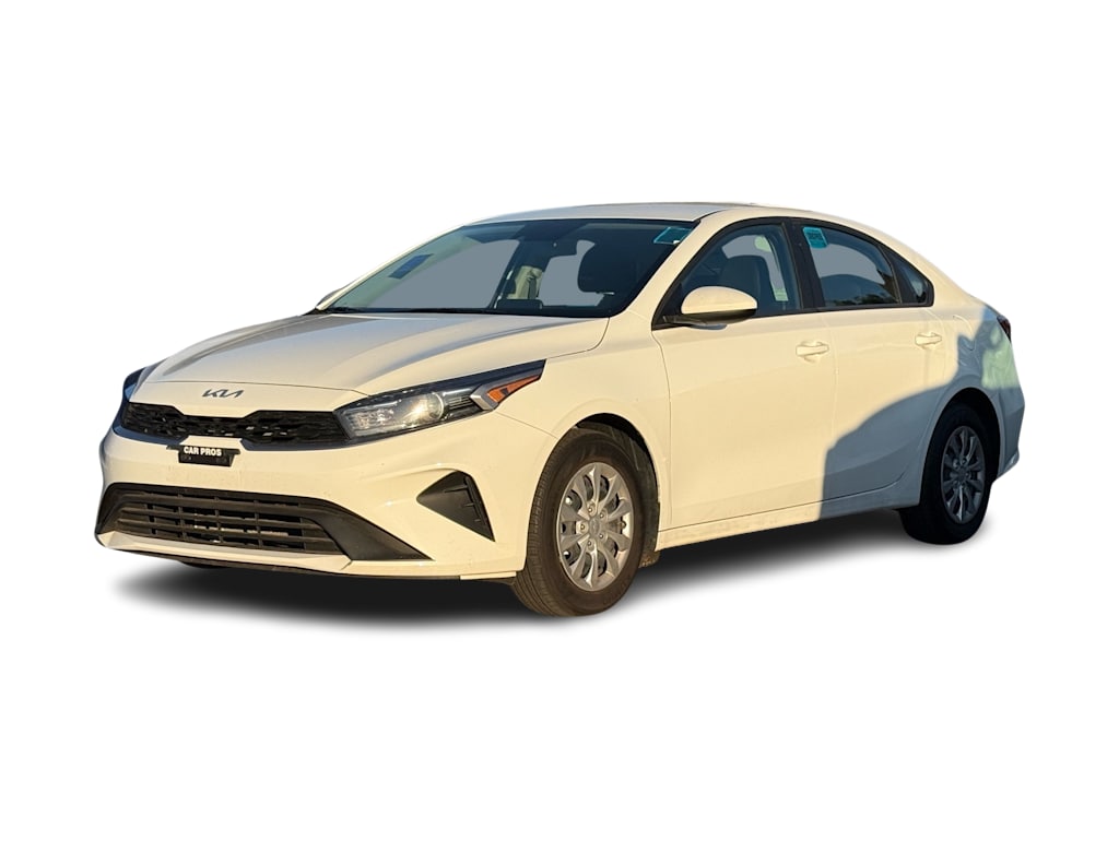 Used 2024 Kia Forte LX with VIN 3KPF24AD1RE690696 for sale in Hudson, WI