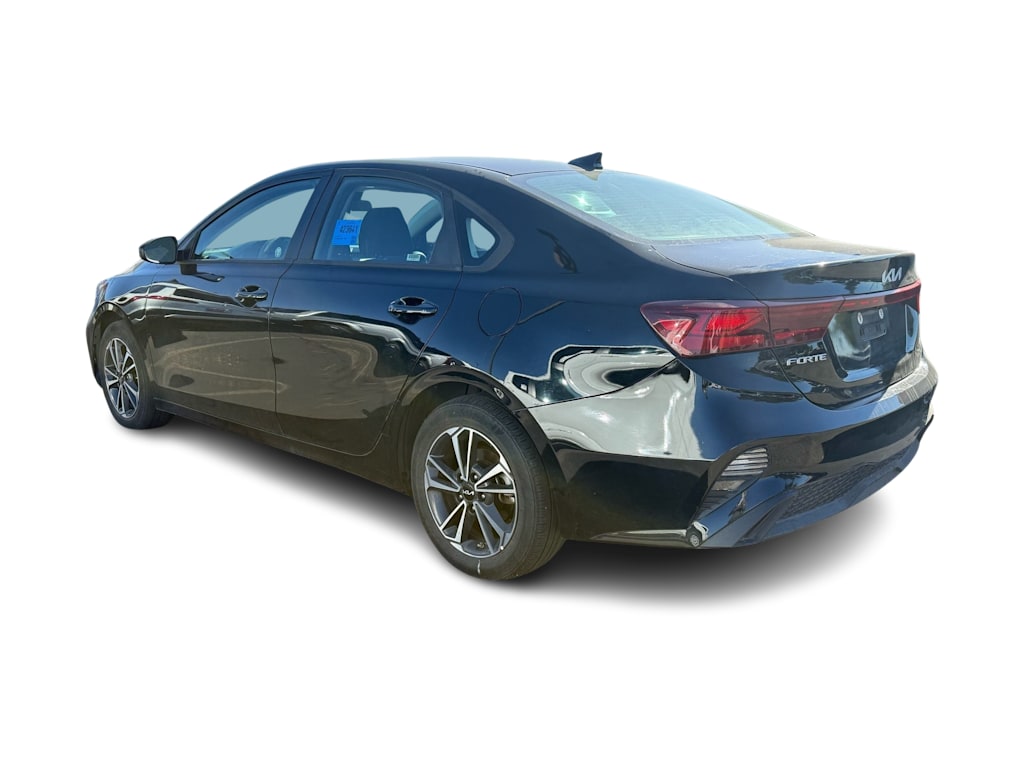 Thumbnail: 2024 Kia Forte - 11