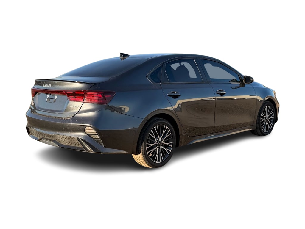 Thumbnail: 2022 Kia Forte - 10