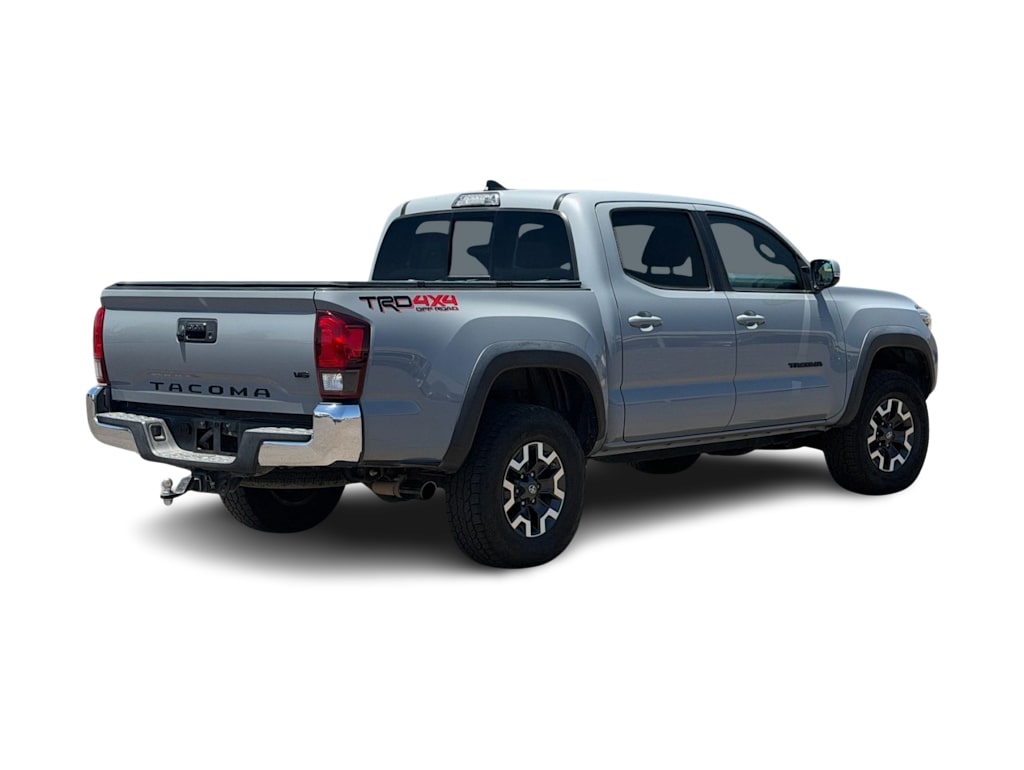 Thumbnail: 2019 Toyota Tacoma - 10