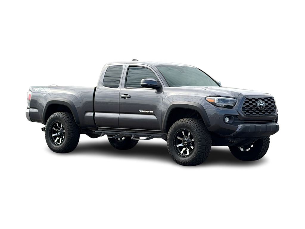 Thumbnail: 2023 Toyota Tacoma - 16